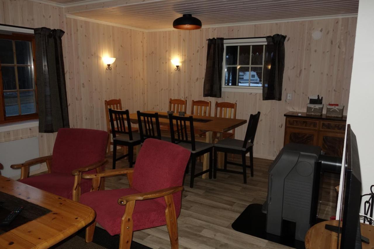 Roste Hyttetun Og Camping Os (Hedmark) Buitenkant foto